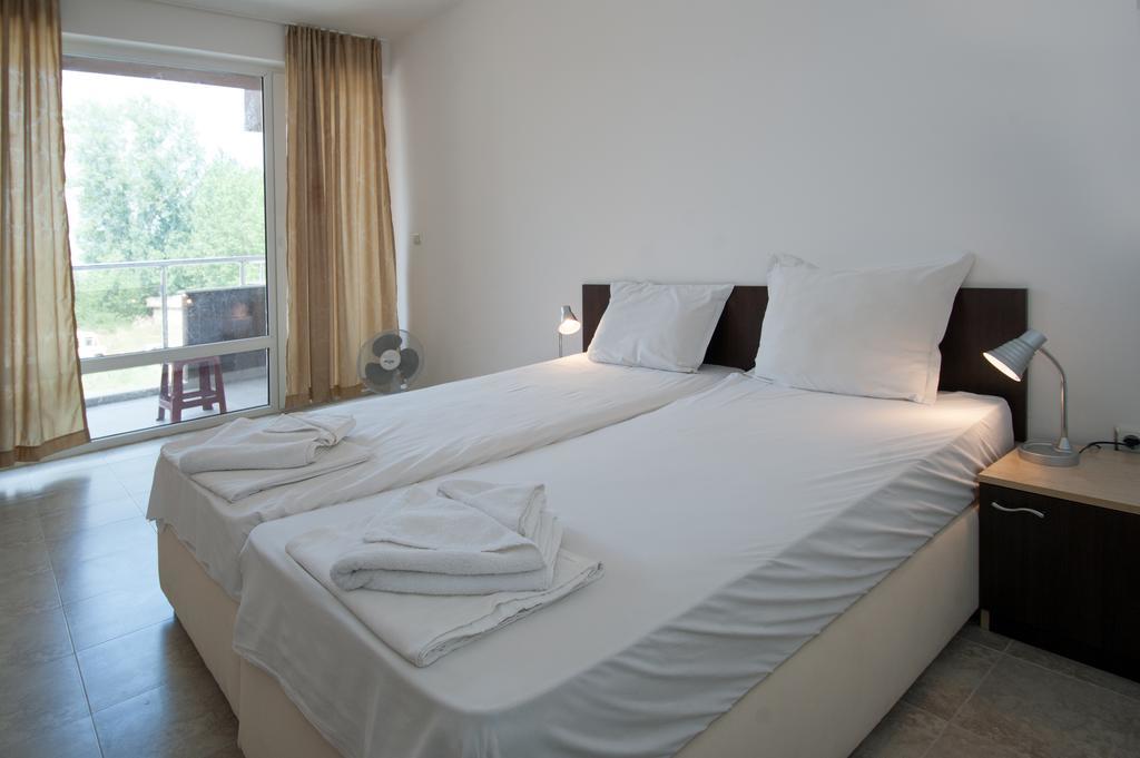 Stella Polaris Apartcomplex Sunny Beach Quarto foto
