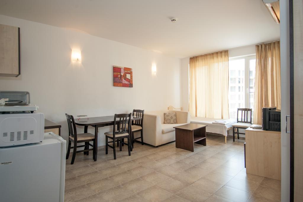Stella Polaris Apartcomplex Sunny Beach Quarto foto